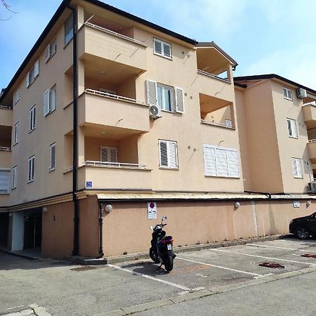 Apartman Izabela Medulin Luaran gambar