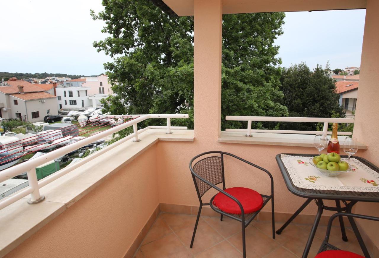 Apartman Izabela Medulin Luaran gambar